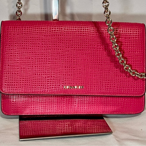 Like 🆕! Coach Madison "Pink Ruby" Embossed Leather Box Shoulder Bag/Crossbody💗 - Picture 2 of 10